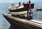 50 BARFLEUR Le Canot De Sauvetage Crestey Et Sauve - Barfleur