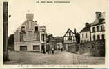 56 - CPA Guéméné-sur-Scorff - Rue De L'Eglise Et Hôtel Du Scorff - Guemene Sur Scorff