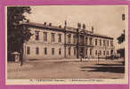 Delcampe - Carte 1920 Sépia CARPENTRAS - L'HOTEL DIEU - Carpentras