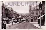 LA DÉLIVRANDE (Calvados).   Place De La Basilique     ( Belle CPSM  ) - La Delivrande