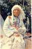 Canadian Blackfoot Indian Chief In Full War Attire, Teepee In Background - Indiaans (Noord-Amerikaans)