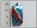 Pendentif En Verre Dichroic Fusing Artisanal, Bélière Argentée, Environ 32x18mm - Anhänger