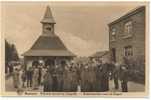 Banneux (Sprimont). Pélerins Devant La Chapelle. Bedevaarders Voor De Kapel. - Sprimont