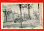 MONTGERON 1902 PLACE DE L EGLISE CARTE PRECURSEUR EN BON ETAT AVEC UN PLI - Montgeron