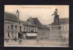 10 ARCIS SUR AUBE Place De La République, Statue De Danton, Animée, Commerces, Ed GR, 191? - Arcis Sur Aube