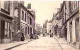 61 MOULINS-la-MARCHE Grande-Rue Très Animée  Poste Télégraphe à Gauche Nombreux Personnages RARE - Moulins La Marche