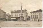 CPA De MONTLUEL - La Place Carnot. - Montluel