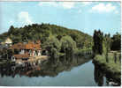 Carte Postale 27. Acquigny  Et L'Eure  Trés Beau Plan - Acquigny