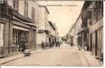 Cpa, Saussé-Vaussais (Deux-Sèvres), La Grand´Rue, Très Bien Animée - Sauze Vaussais