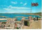 GIBRALTAR-vue Au Port,et Au Continent Espagnol Du Chateau Des  Maure+ Drapeau Anglais - Gibraltar