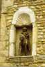 01 PEROUGES Dans Sa Niche En Coquille Statue De St Georges (XV°s) Patron De La Cite - Pérouges