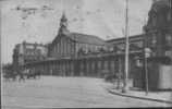 59.TOURCOING.  LA GARE. Animation,voitures,attelage,Vespasienne.  Carte Sepia. - Tourcoing