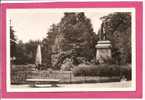 MONTBRISON N° 6 . JARDIN D ALLARD. LE JET D EAU ET STATUE LAPRADE - Montbrison