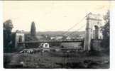 Saint-Julien-du-Sault : Bateau-lavoir Près Du Pont Suspendu 1950. - Saint Julien Du Sault