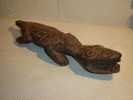 ART AFRICAIN ANCIEN / CAMEROUNE / CROCODILE EN BOIS SCULTE  /  BEL ETAT AVEC MANQUE - Arte Africano