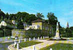 Carte Postale 78. Hardricourt  Et Le Monument Aux Morts   Trés  Beau Plan - Hardricourt