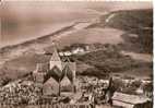 Cpsm, Varengeville-sur-Mer (Seine-Inf.), Vue Aérienne, L´Eglise Sur La Falaise Face à La Mer - Varengeville Sur Mer