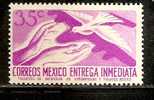 FAUNA - DOVES - MEXICO - EXPRES - 1956 Yvert # 11 - MINT (LH) - Duiven En Duifachtigen