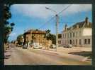 CPSM - Jarny (54) - Place De L' Hôtel De Ville ( Automobile Peugeot 404 Break Renault R4 ... EUROPE PIERRON) - Jarny