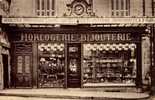 CPA (86) LOUDUN HORLOGERIE BIJOUTERIE Maison Richard Place Carnot - Loudun