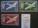 AFRIQUE OCCIDENTALE FRANCAISE  *  *  De 1945   " Poste  Aérienne "     3  Val - Unused Stamps
