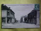 VDS CPA  EGRISELLES LE BOCAGE LA RUE PRINCIPALE PRISE DE LA PLACE DE L'EGLISE SUPERBE ANIMATION RARE - Egriselles Le Bocage