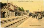 Montreuil Sur Mer - La Gare "arrivée D'un Train" - Montreuil