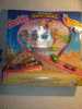 MAC DONALD / BARBIE+HOT WHEELS / PRESENTOIRE HAPPY MEAL / 50CMX50CM / PARFAIT ETAT - McDonald's