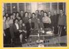 - Photo De Groupe Lors D´un Apéro -  à Pont De Beauvoisin Dans L´Isére, Années 40/50. - Ohne Zuordnung