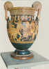 Vase Naples Napoli Vaso A Girelle Con Un Combattimento Fra Greci E Amazzoni Prov. Ruvo - Objets D'art