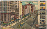 INDIANAPOLIS, INDIANA Washington Street LOOKING EAST Busy MAIN STREET SCENE C-1930-40 - Andere & Zonder Classificatie