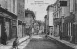 38. BOURGOIN.  Rue De L'HOTEL DE VILLE. Animation.commerces. - Bourgoin