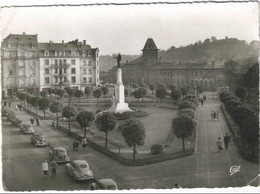 SARREGUEMINES   Place De La Gare (angle Plié En Haut A Gauche) - Sarreguemines