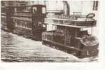 EVENEMENT  Inondations De Janvier 1910 Le Tramway De Versailles Au Quai De Passy - Overstromingen