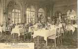 Cp Belgique BRUXELLES Kermesse 1910 Succursale Du Grand Restaurant De La Monnaie  ( Tazble , Lampes ) LE CHIEN VERT - Cafés, Hotels, Restaurants