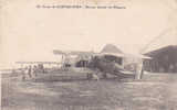 MORBIHAN.CAMP DE COETQUIDAN AVIONS DEVANS LES HANGARS  Cp Plie Coin Haut Droit état - Guer Coetquidan