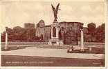 CPA.   COLCHESTER.     War Memorial And Castle.   1949. - Colchester