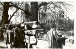 PARIS - Bouquinistes - Flânerie Sur Les Quais - The River Seine And Its Banks