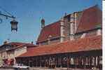 CHATILLON Sur CHALARONNE Les Halles (1670) Et L´église ST-Andr& - Châtillon-sur-Chalaronne