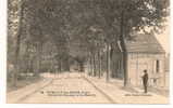 Romilly-sur-Seine (10) : Bar àl' Angle De La Route De Sauvage Et De La Route De Marcilly  Environ 1910 (animé). - Romilly-sur-Seine