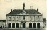 86 - CPA Neuville-en-Poitou - Hôtel De Ville - Neuville En Poitou