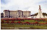 BUCKINGHAM PALACE & QUEEN VICTORIA MEMORIAL - Buckingham Palace