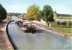 BRIARE LE CANAL Loiret : Le Canal Et L'entrée Du Pont-canal ( Eiffel  Peniche Chaumont Batelier - Briare