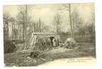 L  855 /  CPA   YERRES   (91)   BOIS DES CAMALDULES  UNE CABANE DE BUCHERONS - Yerres