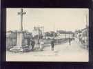 Pont De Cheruy Rue De La Gare   Pas D'édit.animée Calvaire  Belle Carte - Pont-de-Chéruy