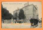 38 - BOURGOIN - Place Et Chateau - Bourgoin