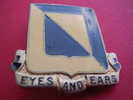 Crest Américain Non Identifier à épingle - US WWII Période 39-45 Voir Année 50 - Autres & Non Classés