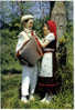 Carte Postale  65.  Ossun  Jeune Fille Et Jeune Homme à L´accordéon Du Groupe "Les Cantayrés Déra Bigorro" - Ossun