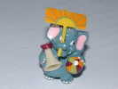 KINDER - LES ELEPHANTOS AU CLUB - N°3 - Jean Timono - Figurine Avec Bpz * - Figuren