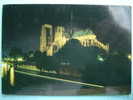 75-02-paris-la Nuit-cathedrale Notre Dame -stylr Gothique Flamboyant - Paris Bei Nacht